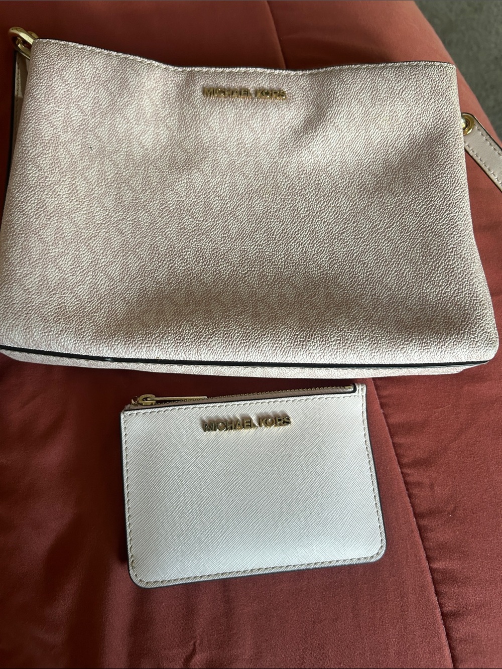 Michael Kors Light Pink/Blush Crossbody Bag with Matching Card Case - Picture 2 of 4